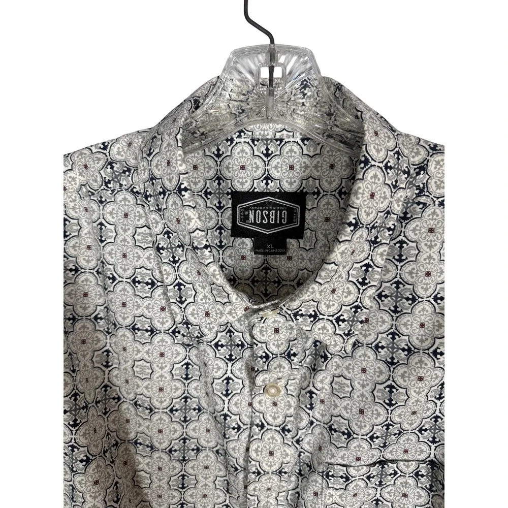 NWOT GIBSON TRADING CO Men's Initiate Medallion Print Button-Down Shirt, Size XL - Picture 9 of 11